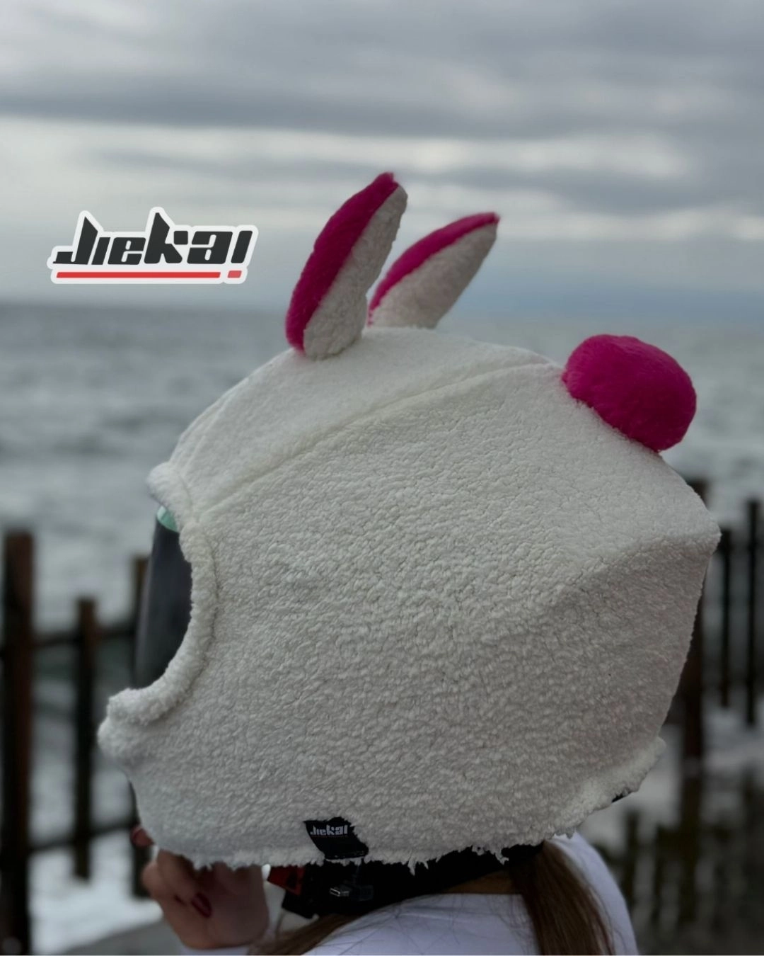 resimler/genel/MODEL-20 KASK PELUŞU TEK EBAT SHE RABBİT 